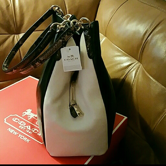 COACH EXOTIC LEATHER BAG LIMITED EDITION NWT - Picture 2 of 8